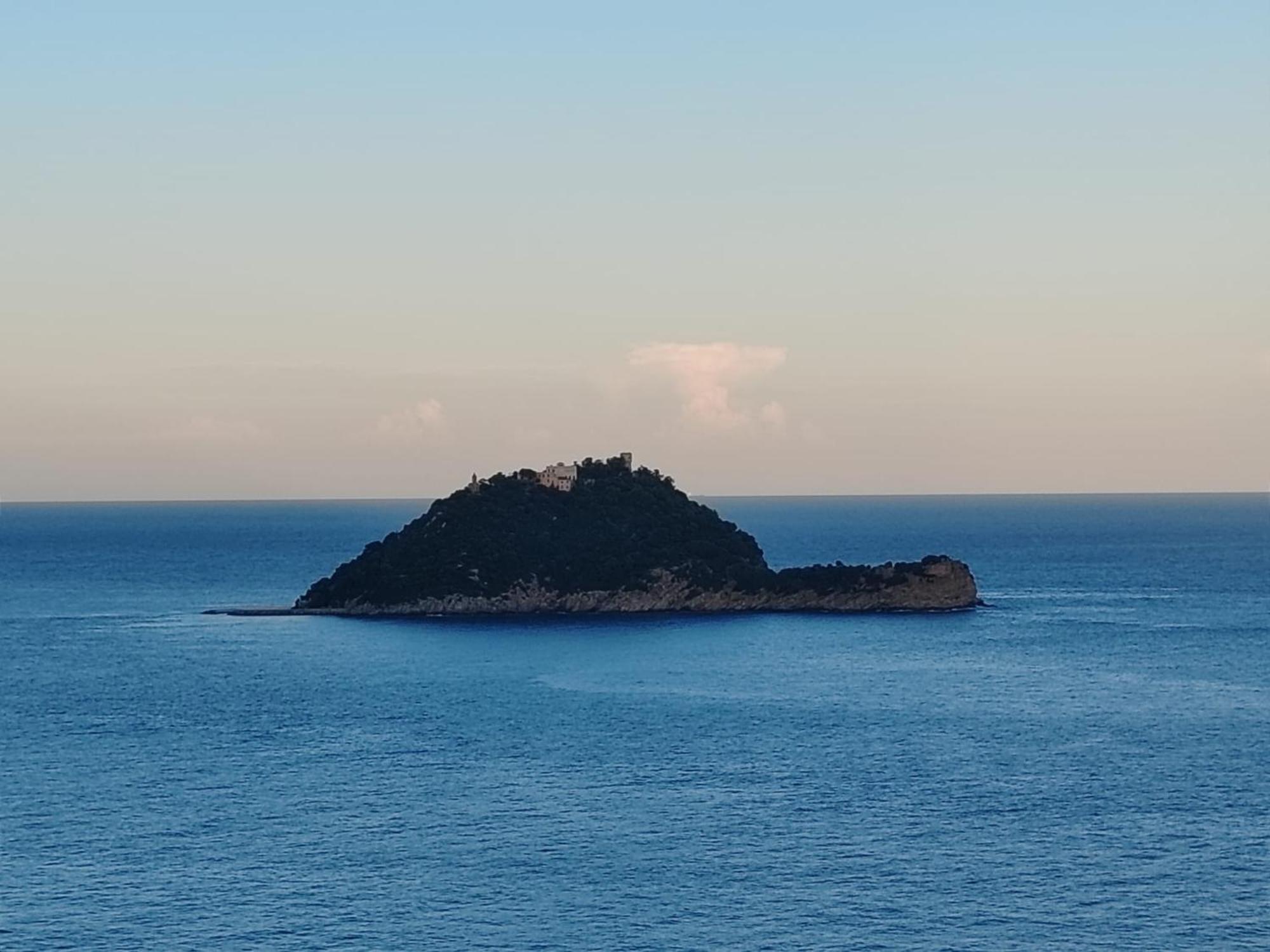Appartamento Vista Mare Albenga Exteriér fotografie